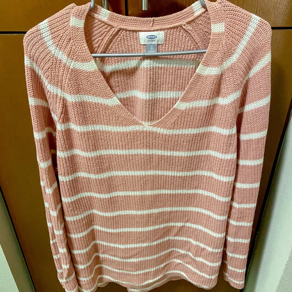 Old Navy pink and white sweater